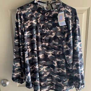 NWT Lularoe Clara